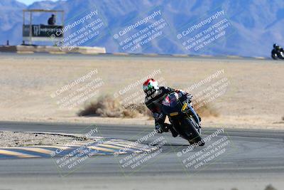 media/Jan-08-2022-SoCal Trackdays (Sat) [[1ec2777125]]/Turn 4 (1145am)/